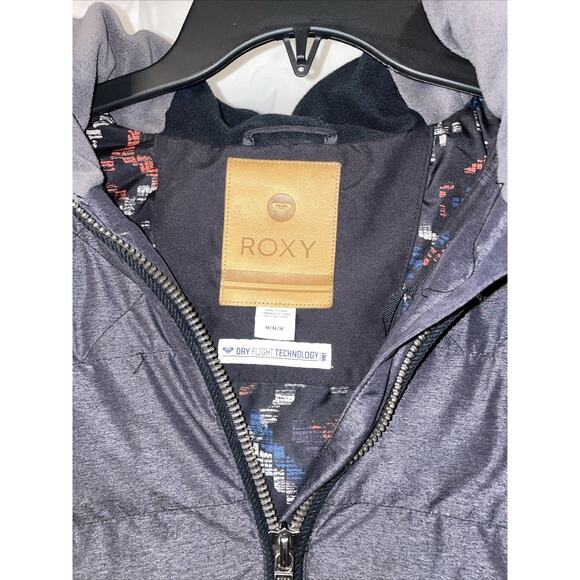 Roxy Women's Insulated Snowboard Jacket (size M) with 10k Dryflight Technology - Picture 2 of 15